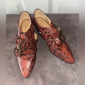 Splendid reptile print ankle buckle loafers size 6.5